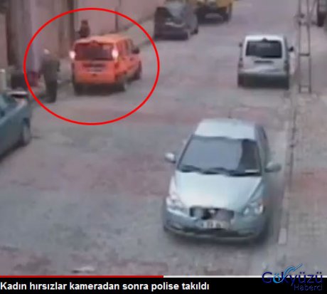 Kadın hırsızlar önce kameraya sonra polise yakalandı