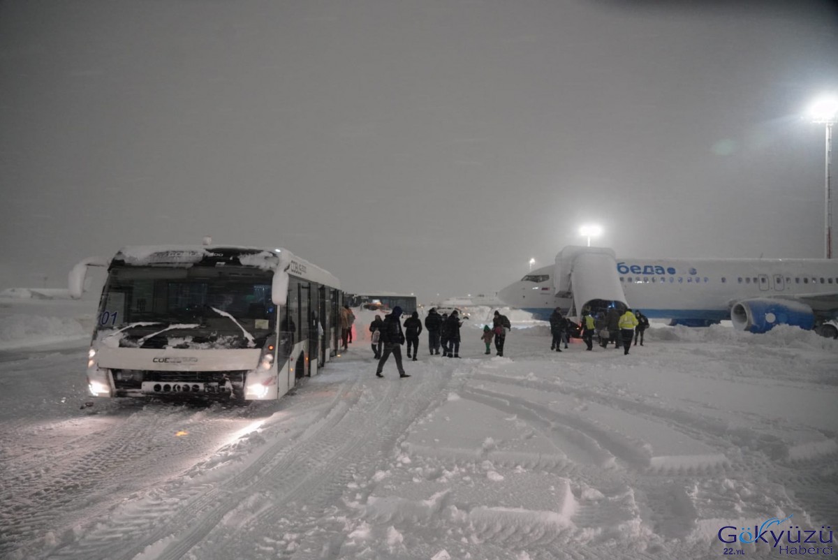 İstanbul Havalimanı'nda tüm yolcular tahliye edildi