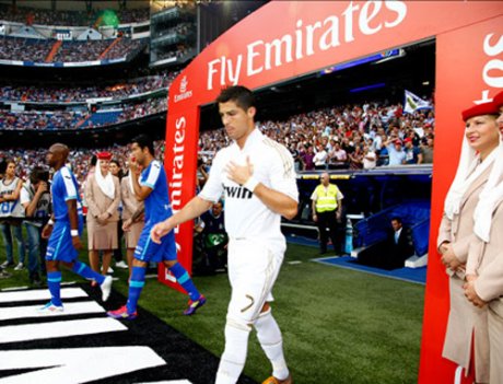 Barcelona'nın Katar Havayolları ile anlaşmasının ardından Real Madrid'in göğüs reklamı da dört yıl boyunca Emirates olacak