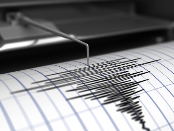 afyonkarahisar-deprem-ile-sarsildi