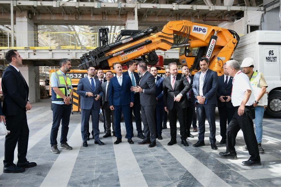 savunma-sanayii-baskani-haluk-gorgun-sabiha-gokcen-terminal-calismalarini-yerinde-inceledi