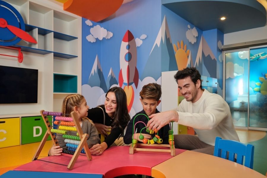 iga-istanbul-havalimani-ozel-yolcu-salonu-iga-loungetan-rekor