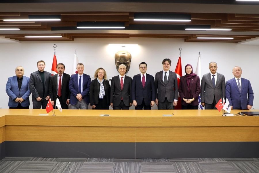 heas-ile-eskisehir-teknik-universitesi-arasinda-stratejik-is-birligi