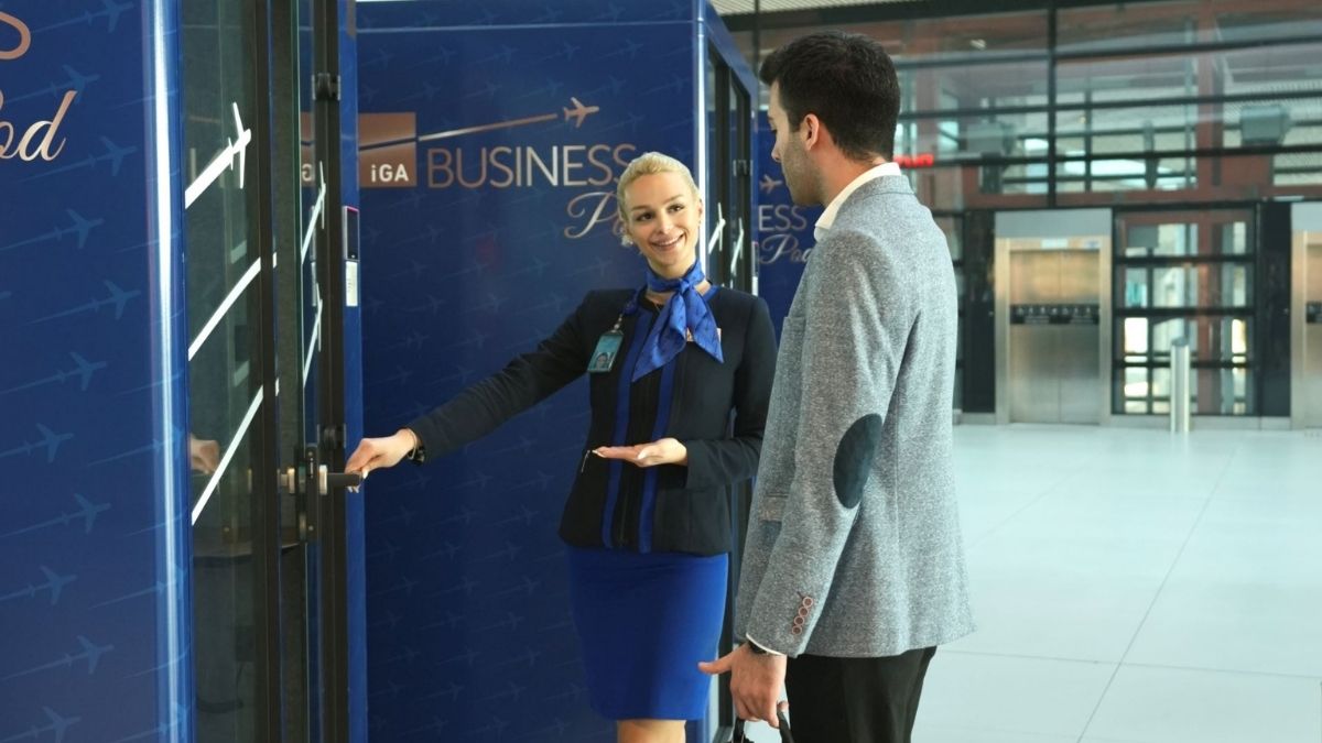 istanbul-havalimaninda-iga-business-pod-hizmeti-saatlik-ofis-konforu-sunuluyor