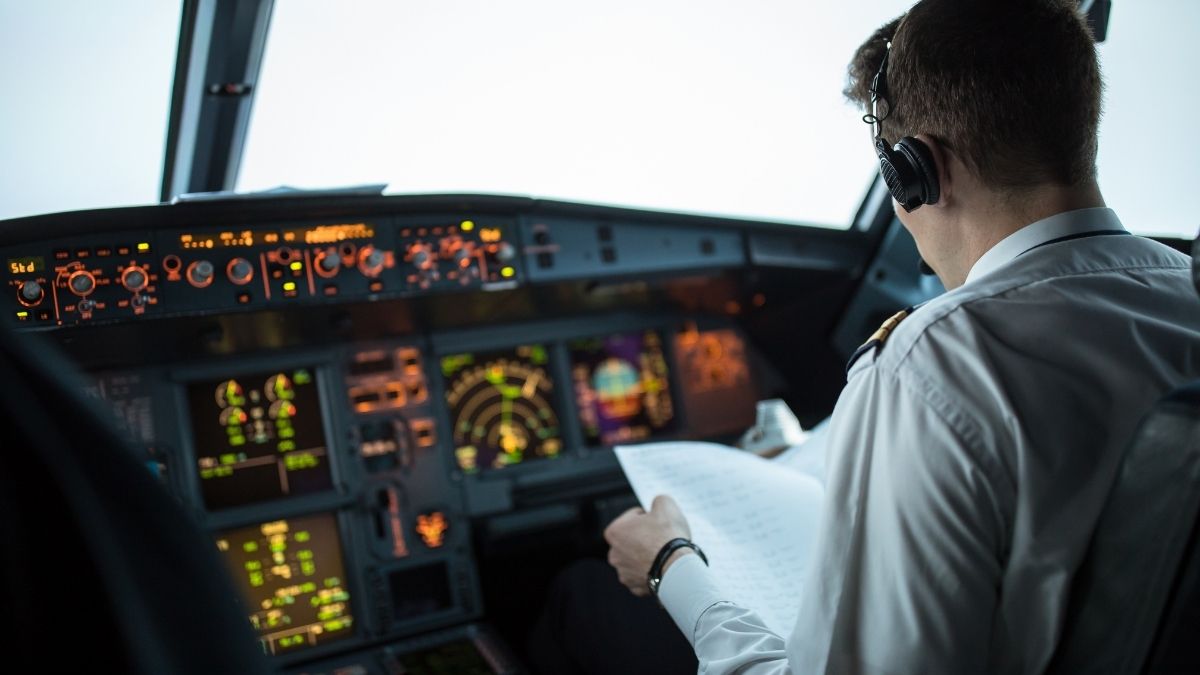 abdde-pilot-emeklilik-yasi-67ye-cikabilir-uluslararasi-ucuslar-tehlikeye-girebilir