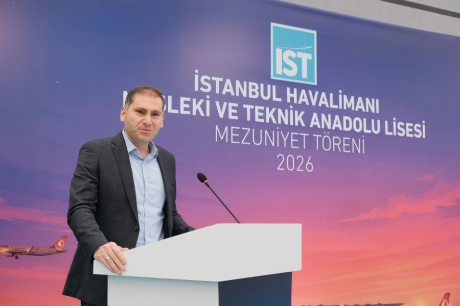 istanbul-havalimani-mesleki-ve-teknik-anadolu-lisesi-ilk-mezunlarini-verdi