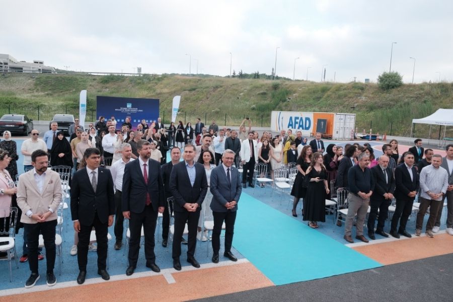 istanbul-havalimani-mesleki-ve-teknik-anadolu-lisesi-ilk-mezunlarini-verdi