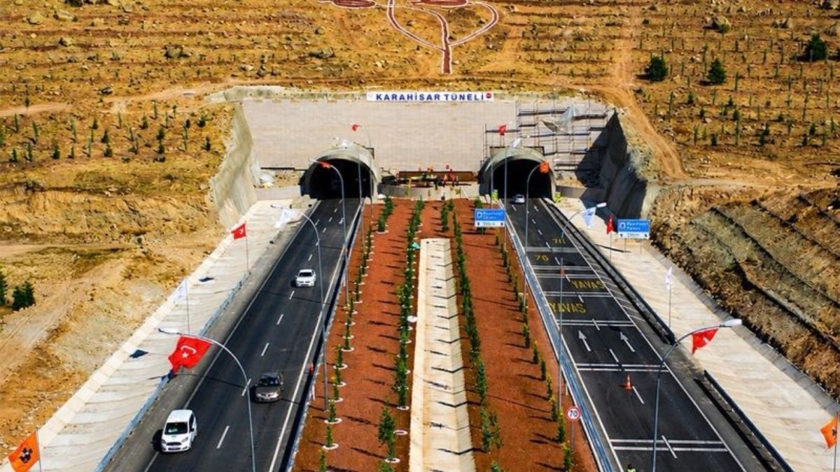 karahisar-tuneli-9-yildir-guvenli-ve-konforlu-ulasim-sagliyor