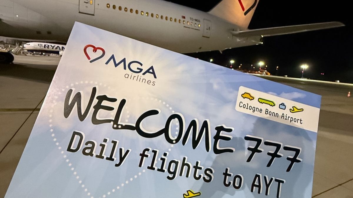 mavi-gok-airlines-mga-koln-bonn-hattinda-boeing-777-300er-seferlerine-basladi