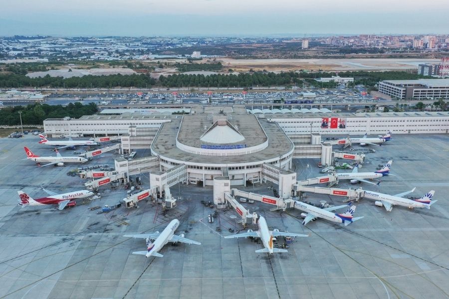 turkiyenin-havacilikta-25-yillik-degisimi-yolcu-kapasitesi-397-milyonu-asti