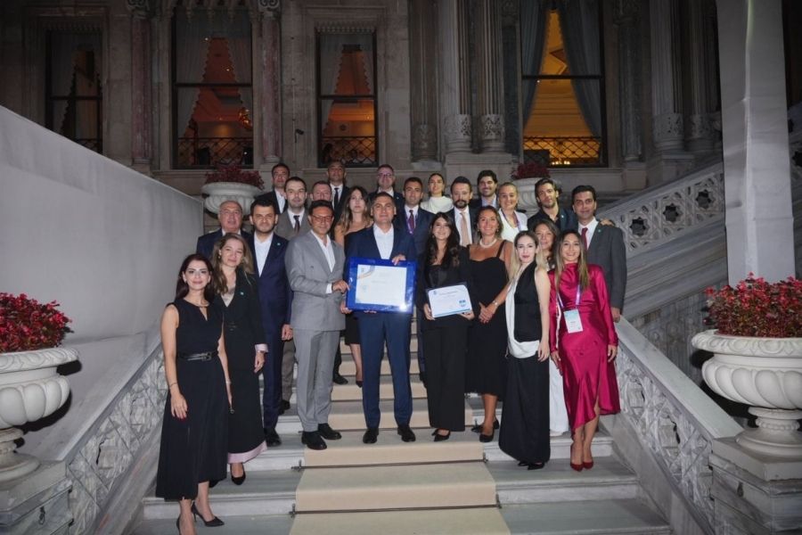 iga-istanbul-havalimaninin-musteri-deneyimi-akreditasyonu-ust-uste-ikinci-kez-yenilendi