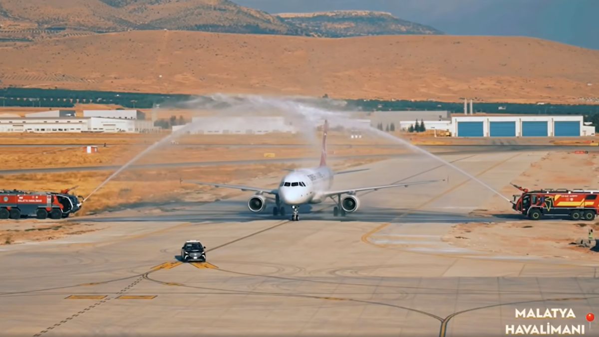 yenilenen-malatya-havalimani-yeni-terminal-binasiyla-hizmete-basladi